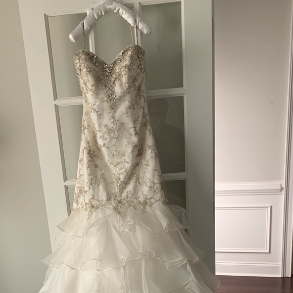 Maggie Sottero Dresses & Skirts - MAGGIE SOTTERO AGNES WEDDING DRESS Maggie Sottero Dresses & Skirts - MAGGIE SOTTERO AGNES WEDDING DRESS